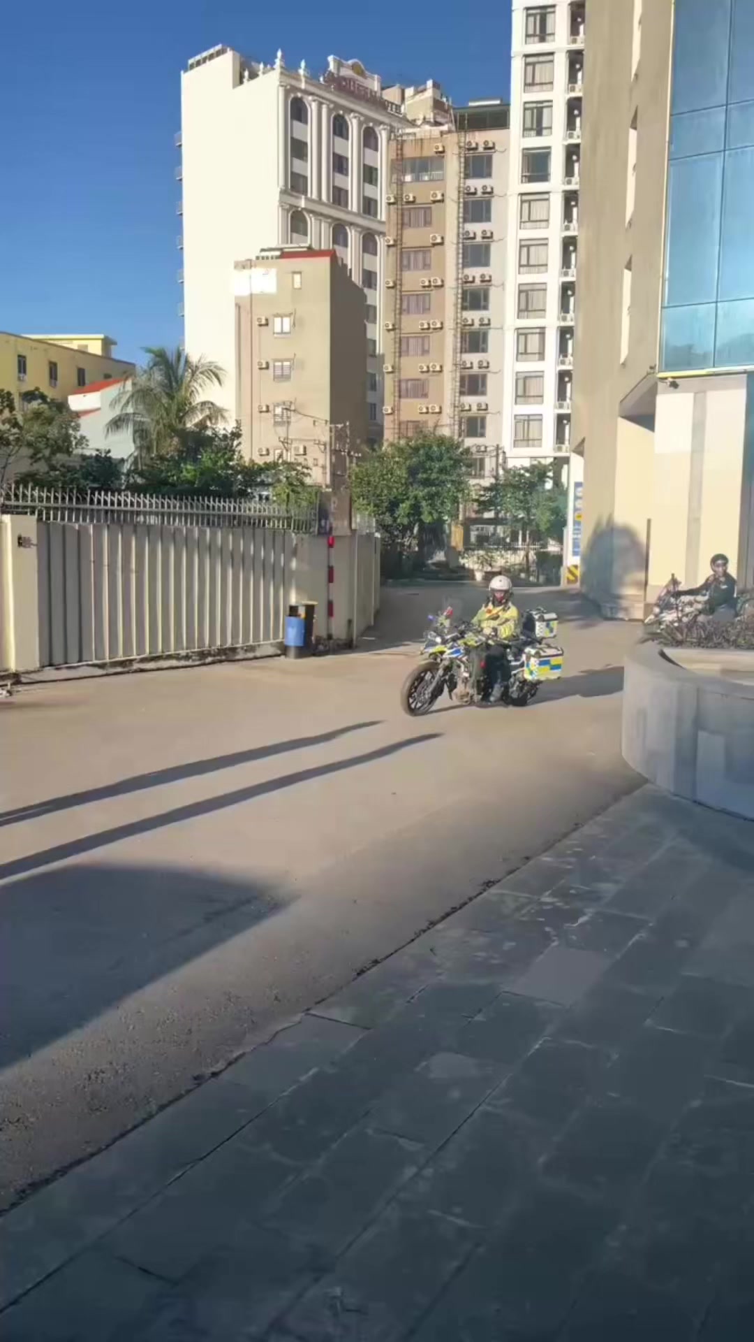 @Hải Đam M&ecirc; Du Lịch