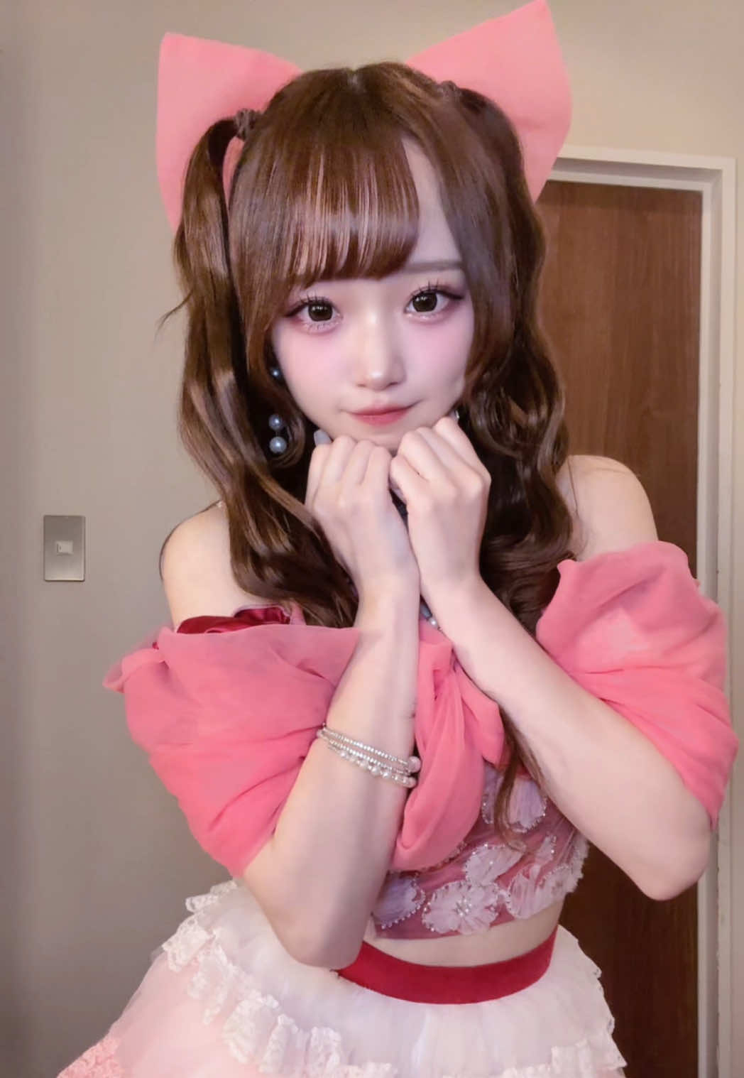 @にしのありさ