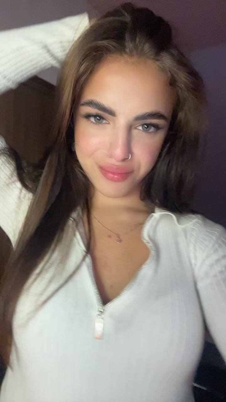 @𝓶𝓪𝓻𝔂𝓪𝓼𝓱𝓪