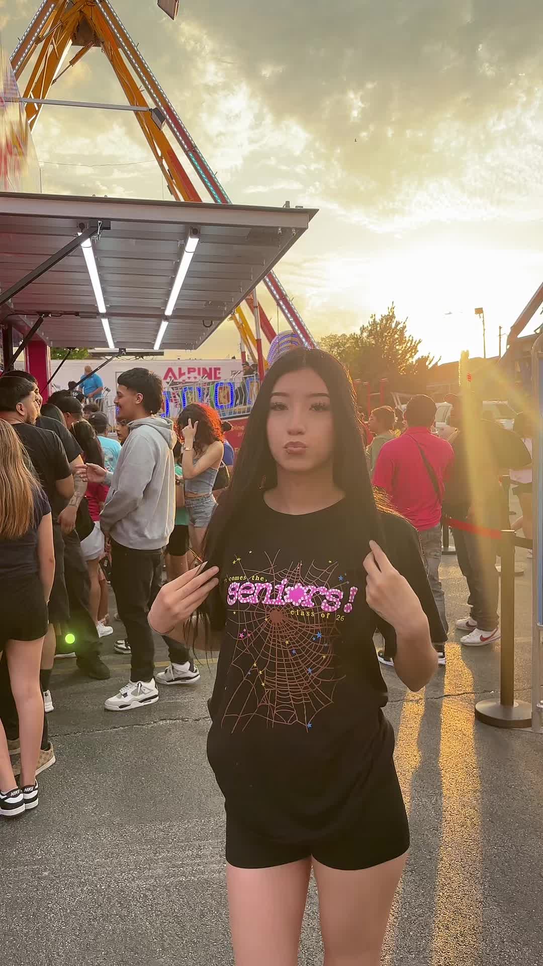 @toomfsexyy