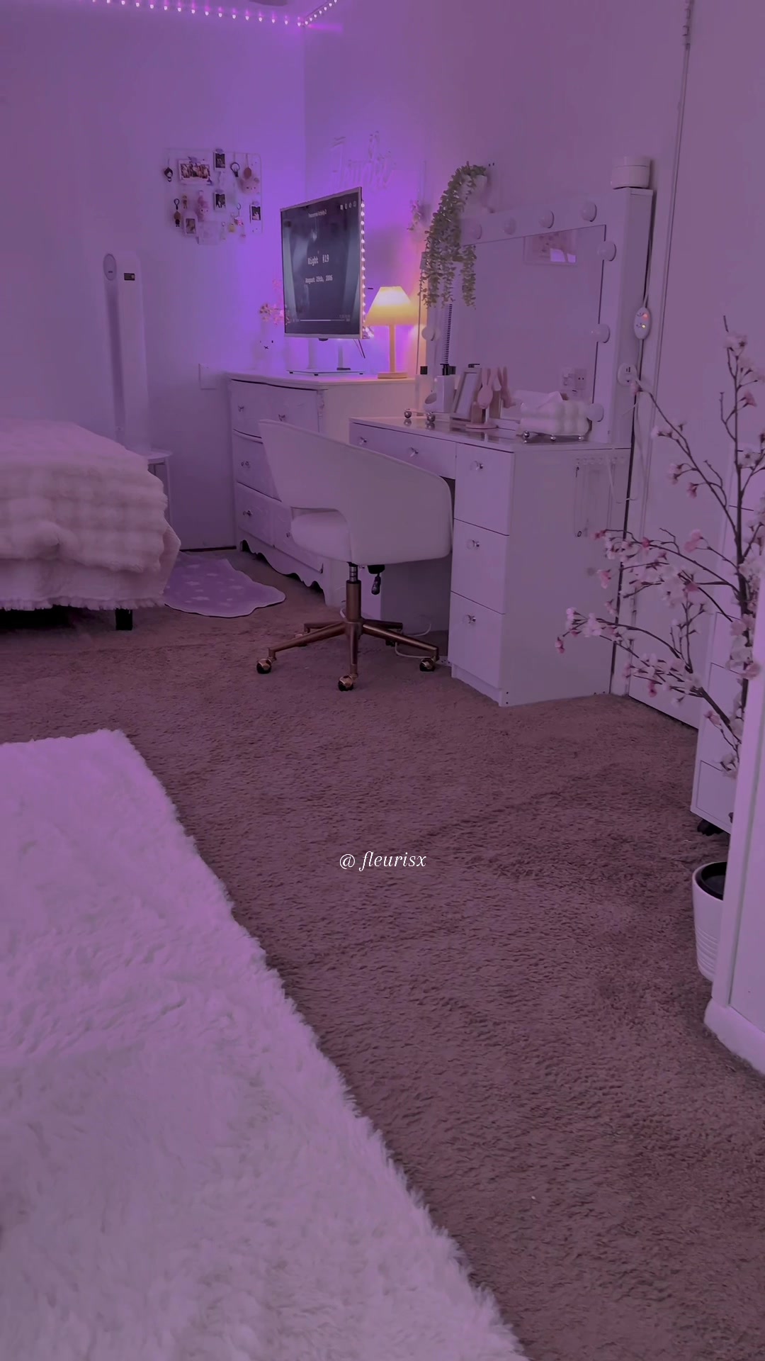 @꒰ঌ 𝓃𝒾𝓃𝒾