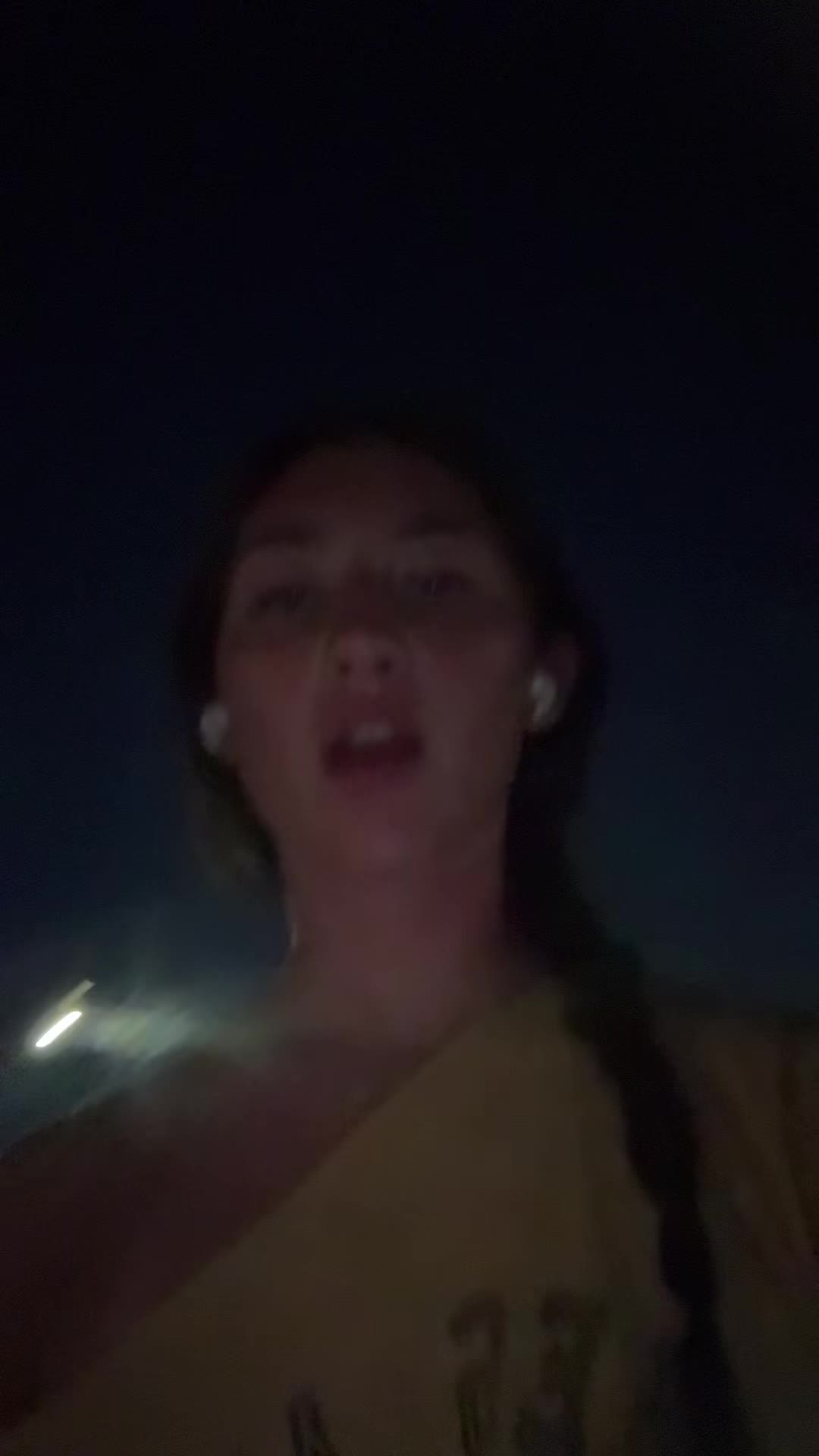 @yo