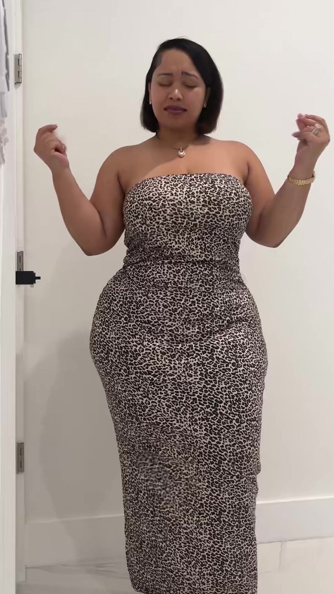 @YourAuntieMoe