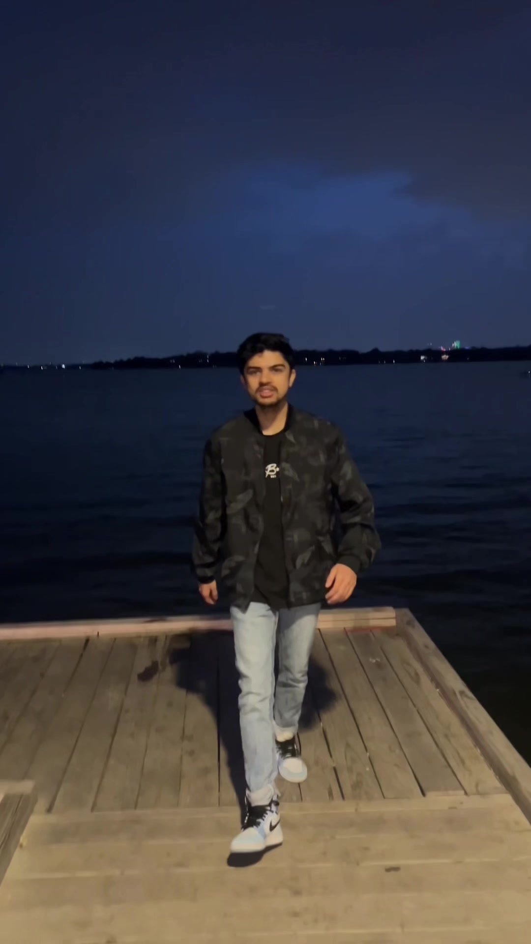 @Sandeeprazzd