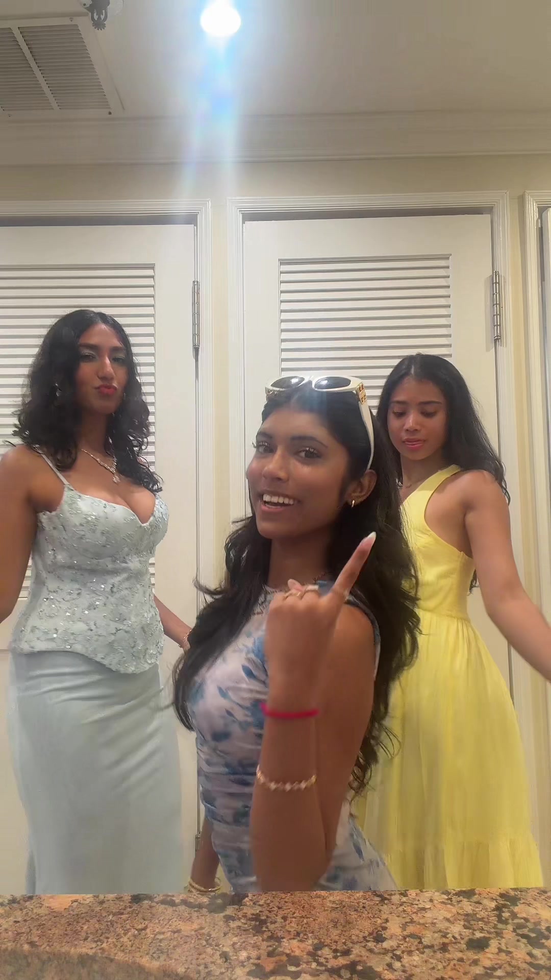 @karina