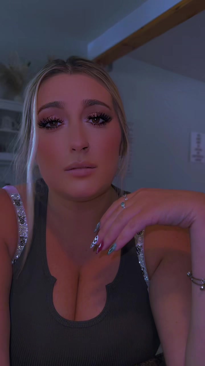 @Nicole🤍