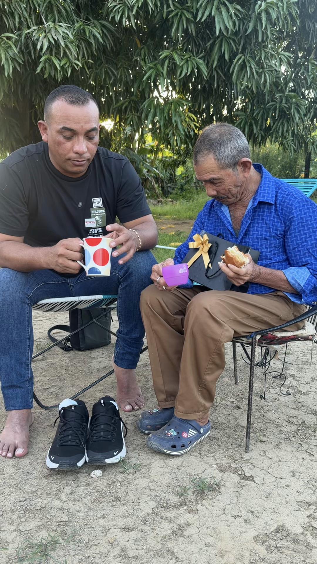 @V&iacute;ctor Aponte