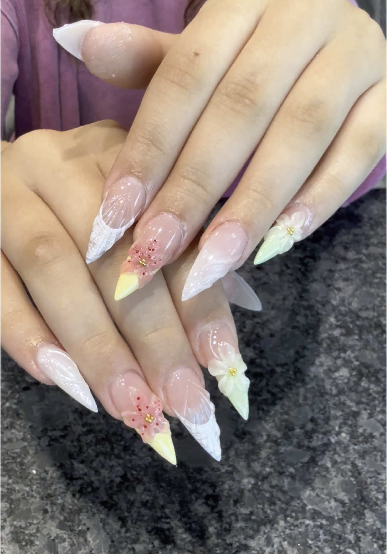 @Glitz Nail & Spa OutletMall