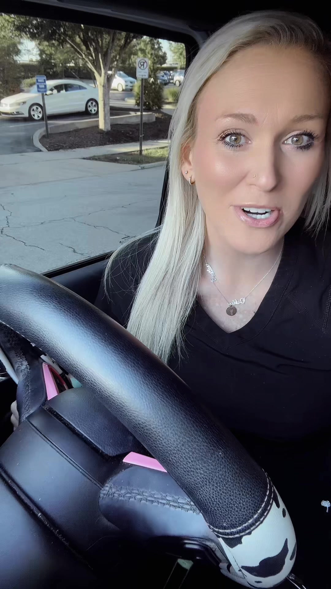 @Alyson 🖤