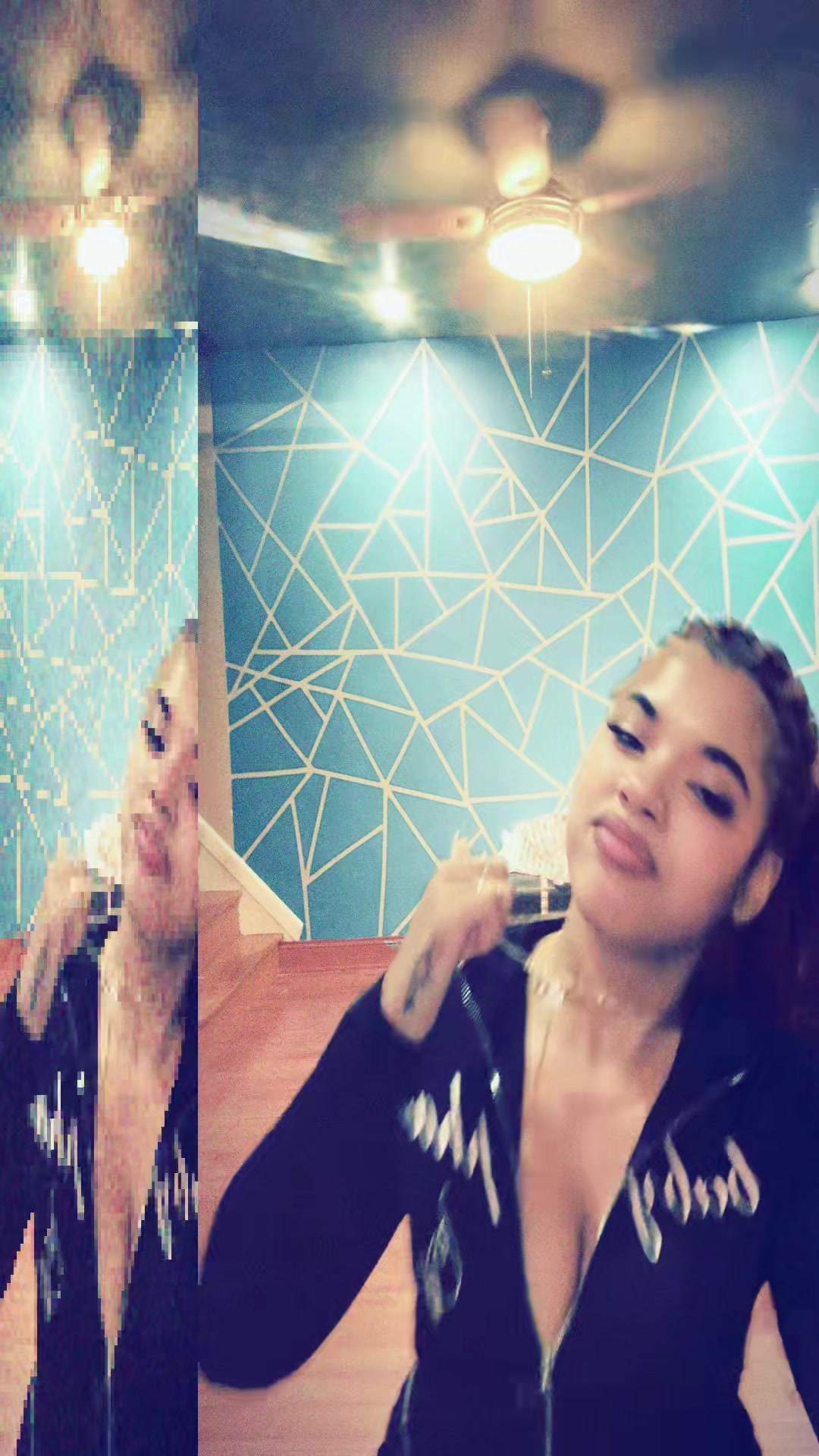 @latinaa<3