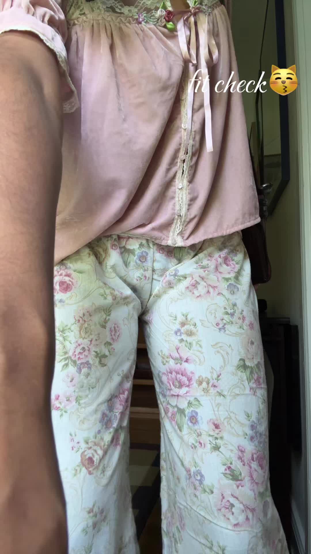 @whimsytallgirl