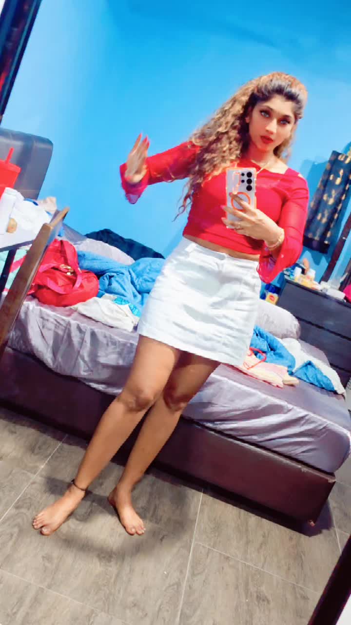 @Marykavitha_28 &hearts;️🖤