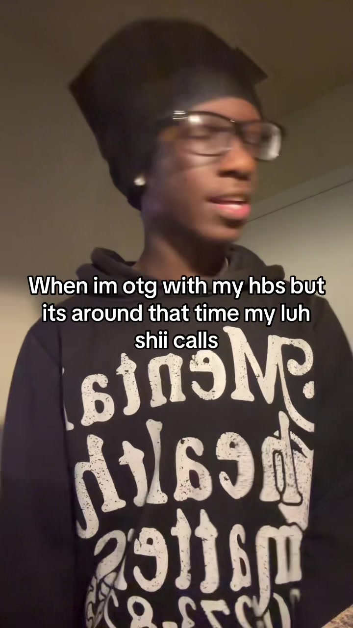 @⃟