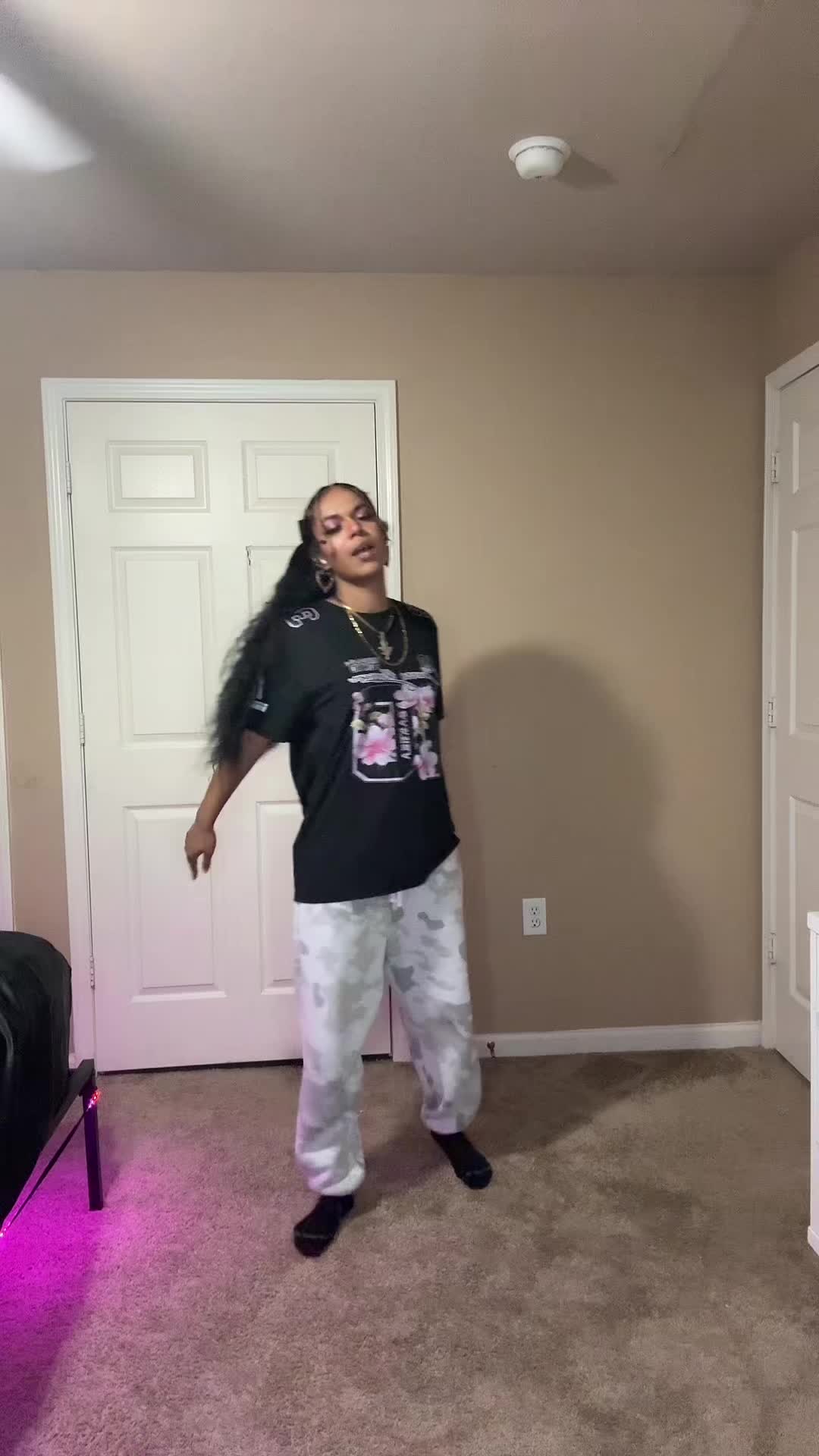 @T-Royalty777