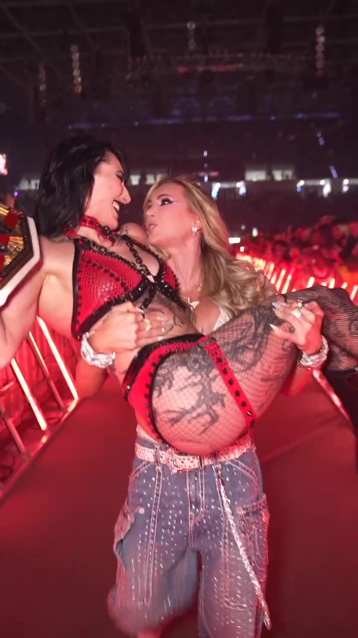 @WWE