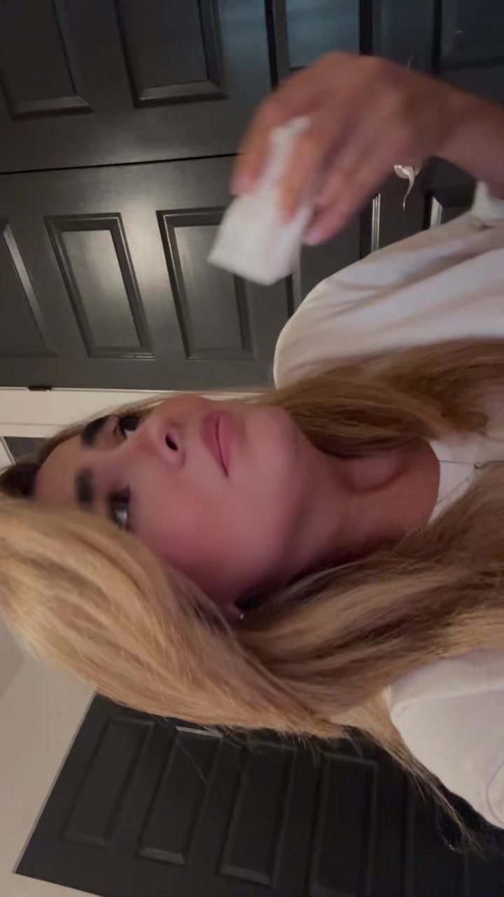 @Ariyanaz