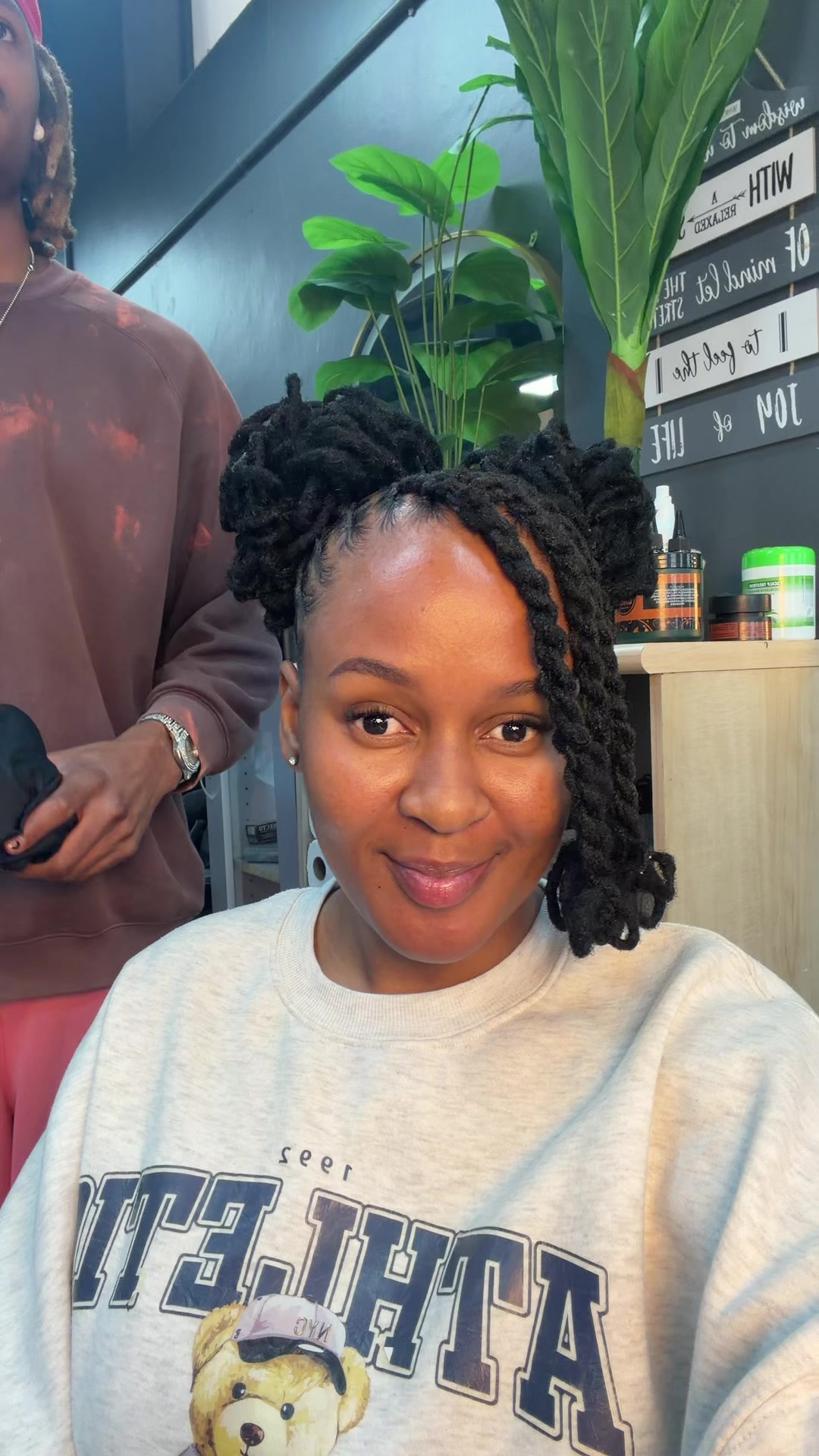 @Nthabi Claire Moloto 🌸