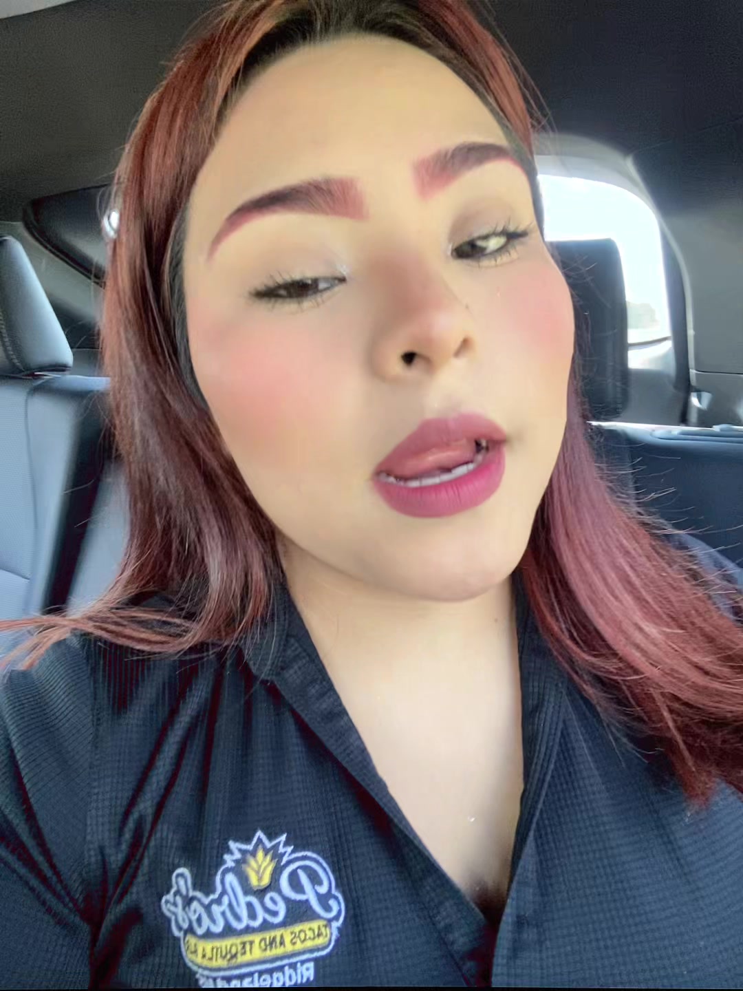 @Mía Hernandez ๐๐๐