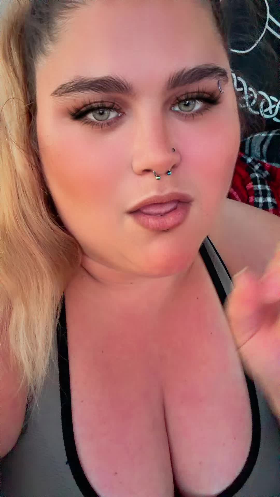 @Devil_angel_08