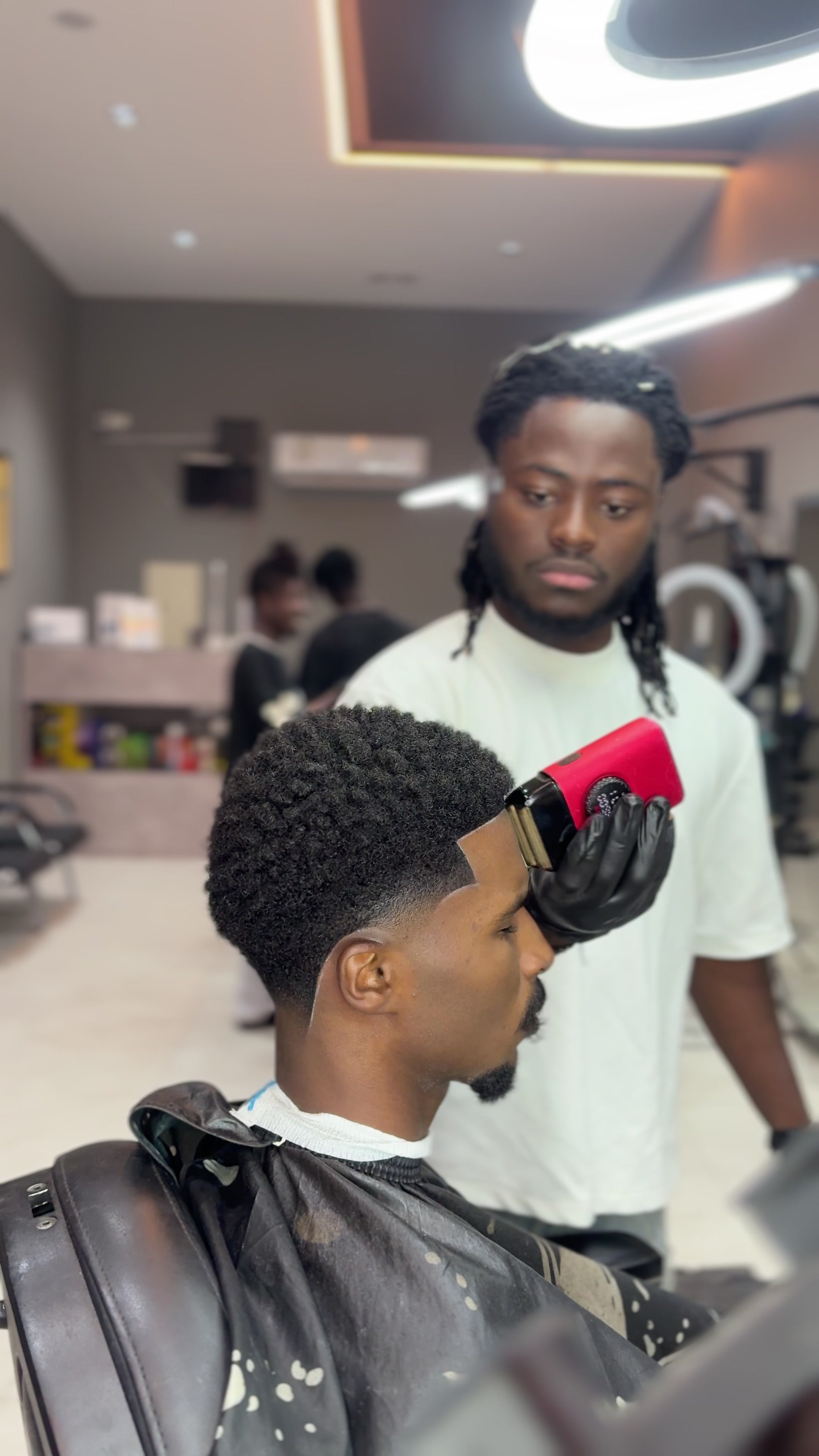 @K G CUTZ