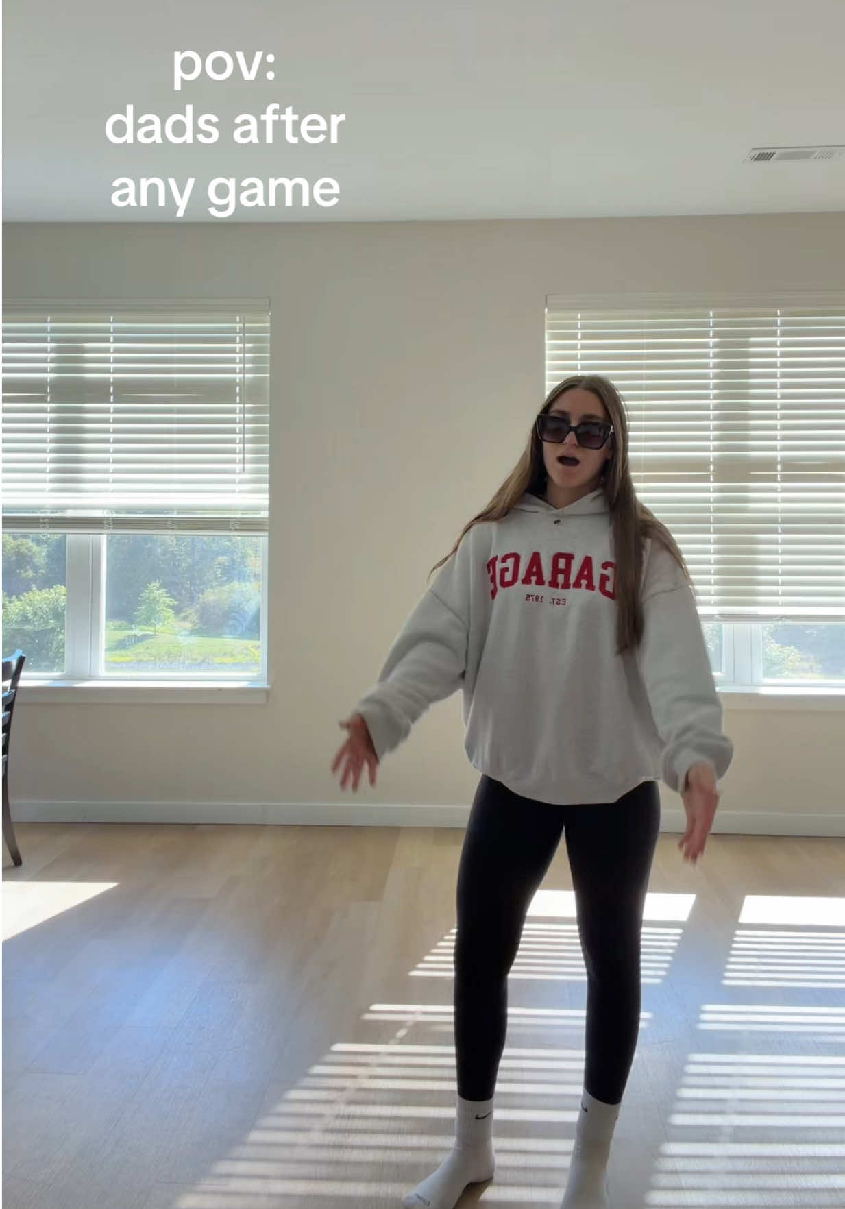 @???
