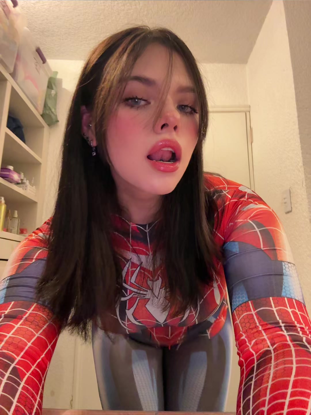 @H🕷️