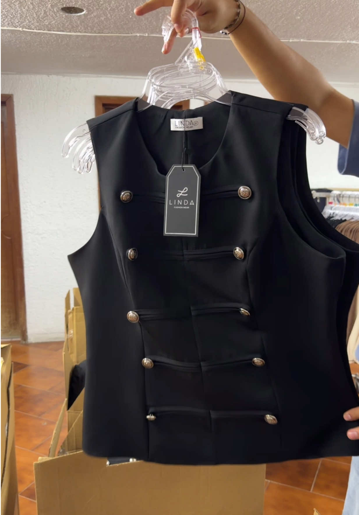 @Linda Fashion Wear