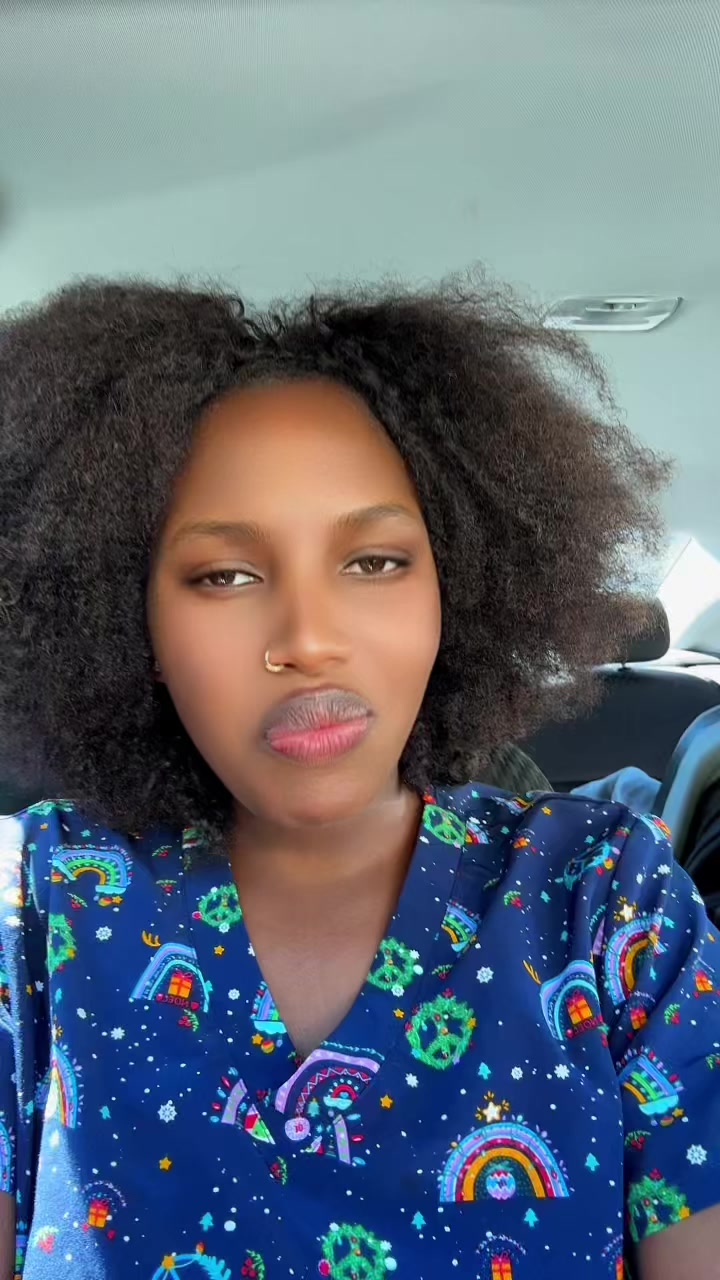 @Fel🌸