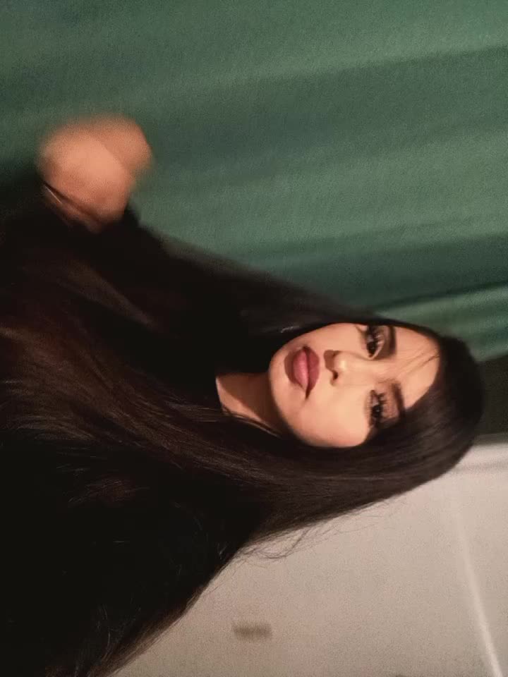 @𝖛𝖎𝖑𝖑𝖆𝖓𝖚𝖊𝖛𝖆💨