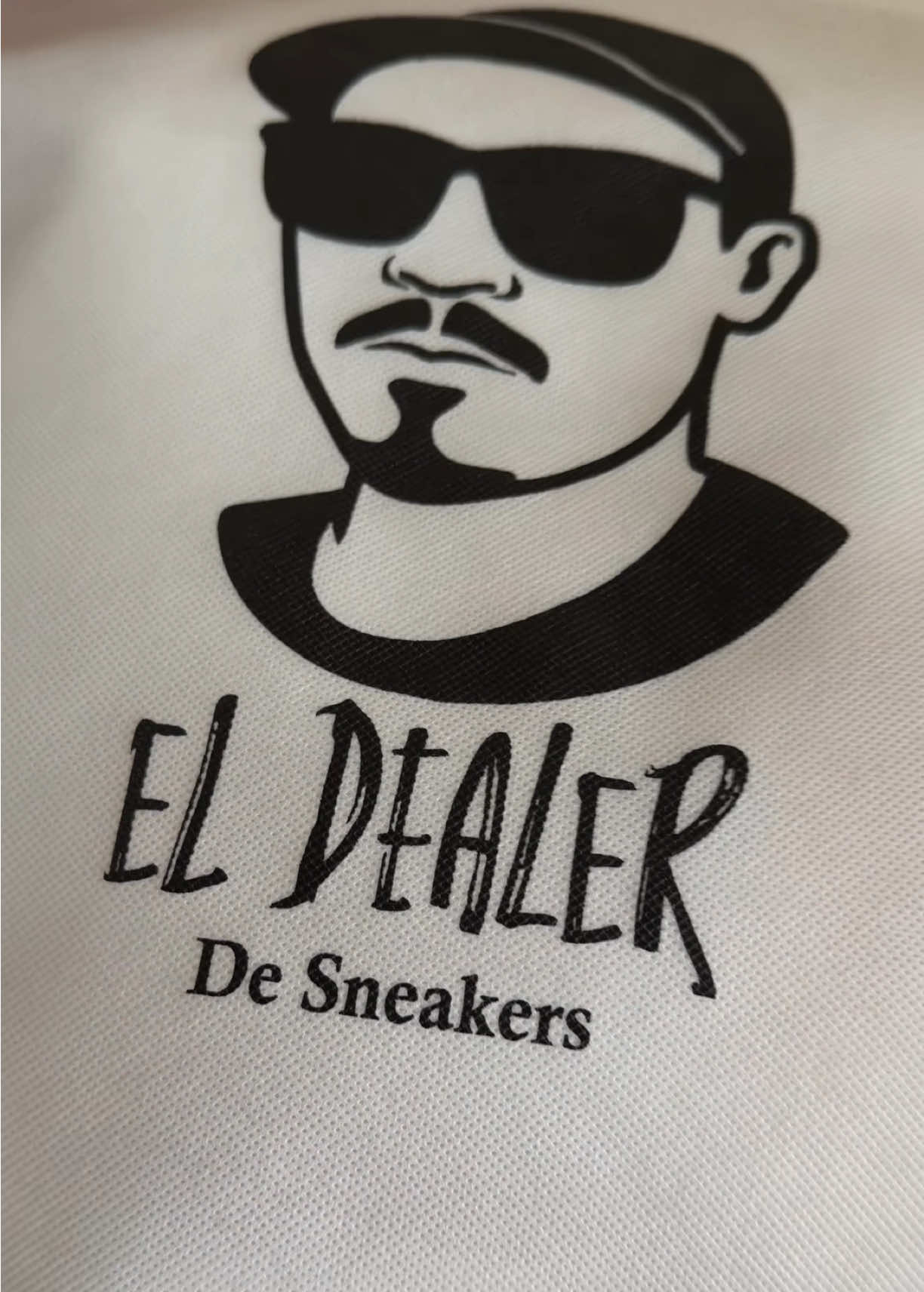 @Dealer Sneakers