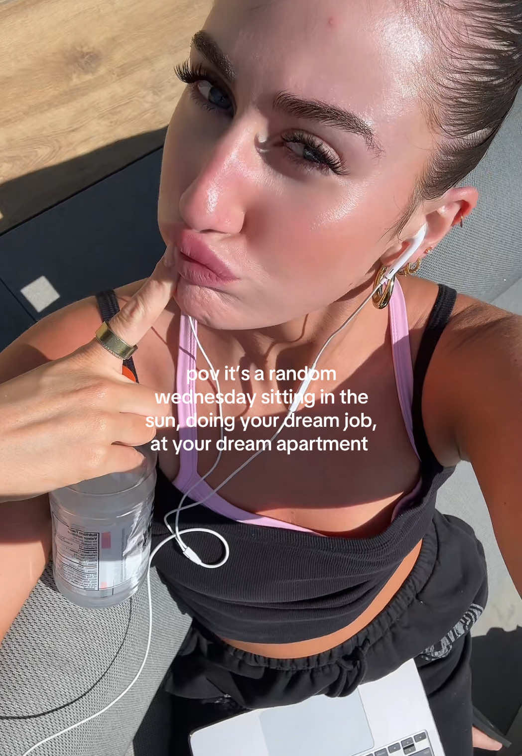 @julia
