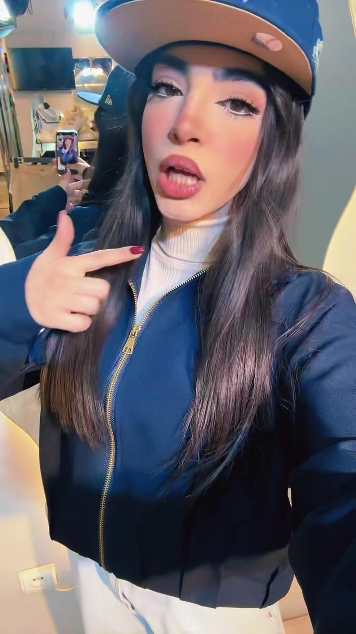 @shakiba
