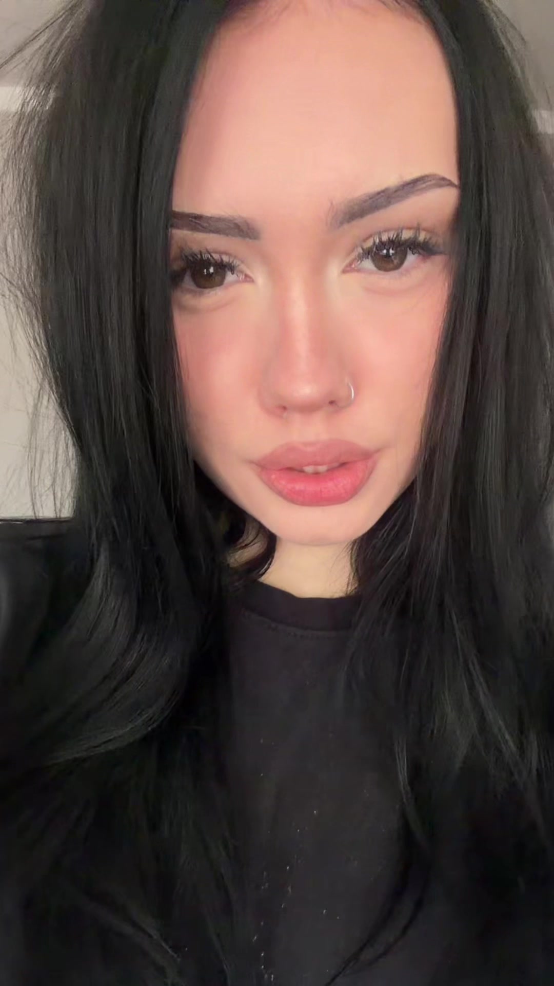 @настя хенни