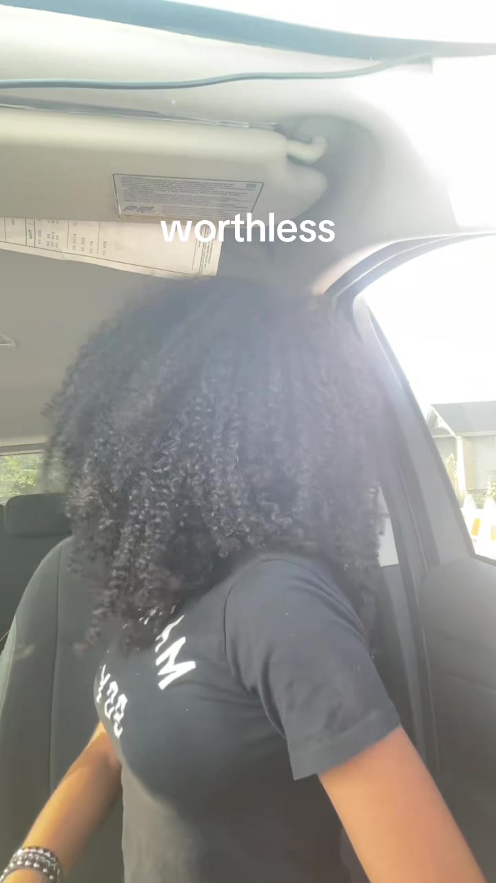 @destinee