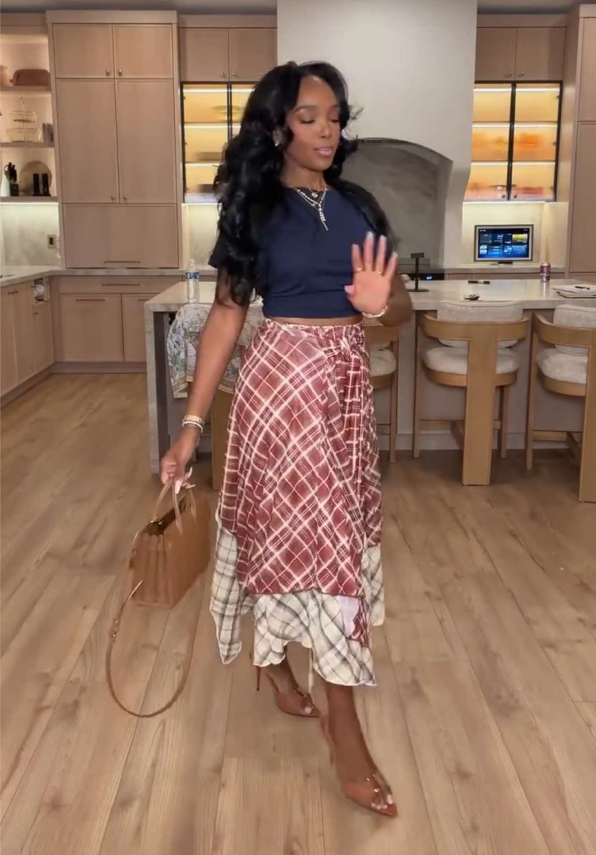 @Kira | Amazon Fashion Finds