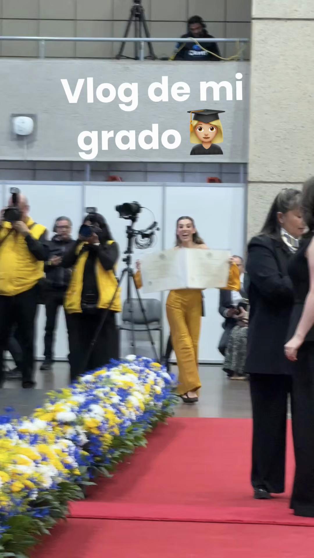 @camilareyeslondono