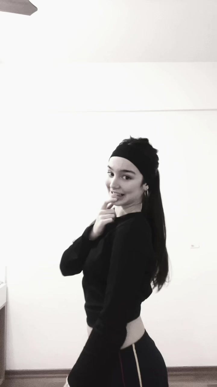 @jaz_sturba