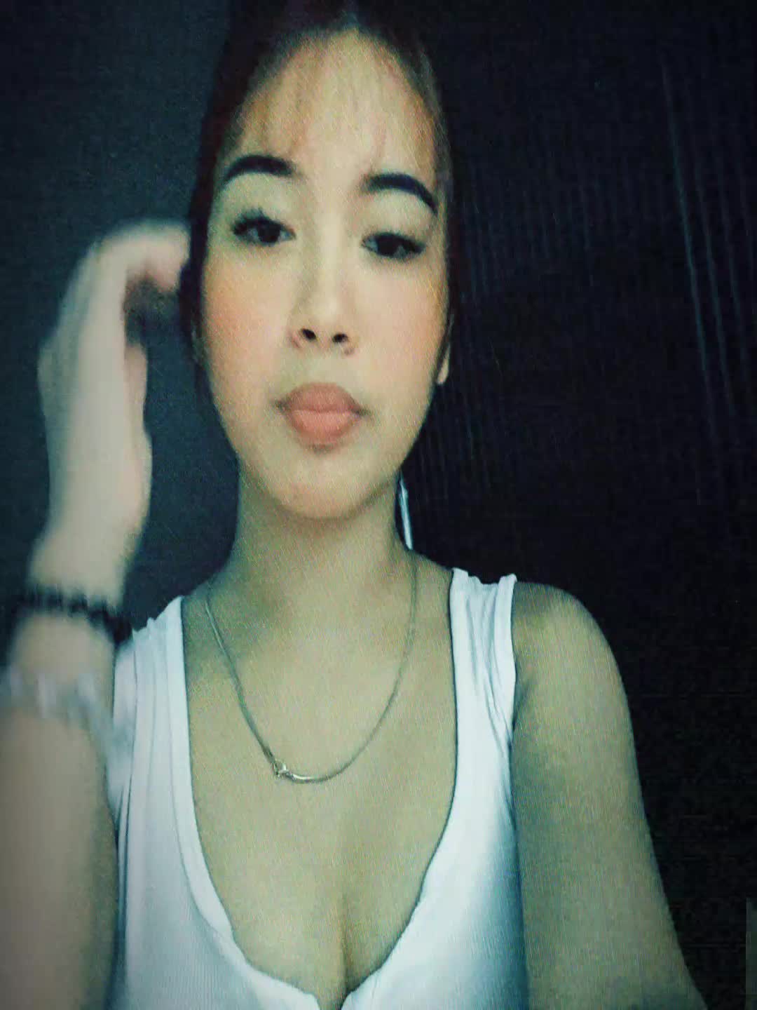 @whos_cai