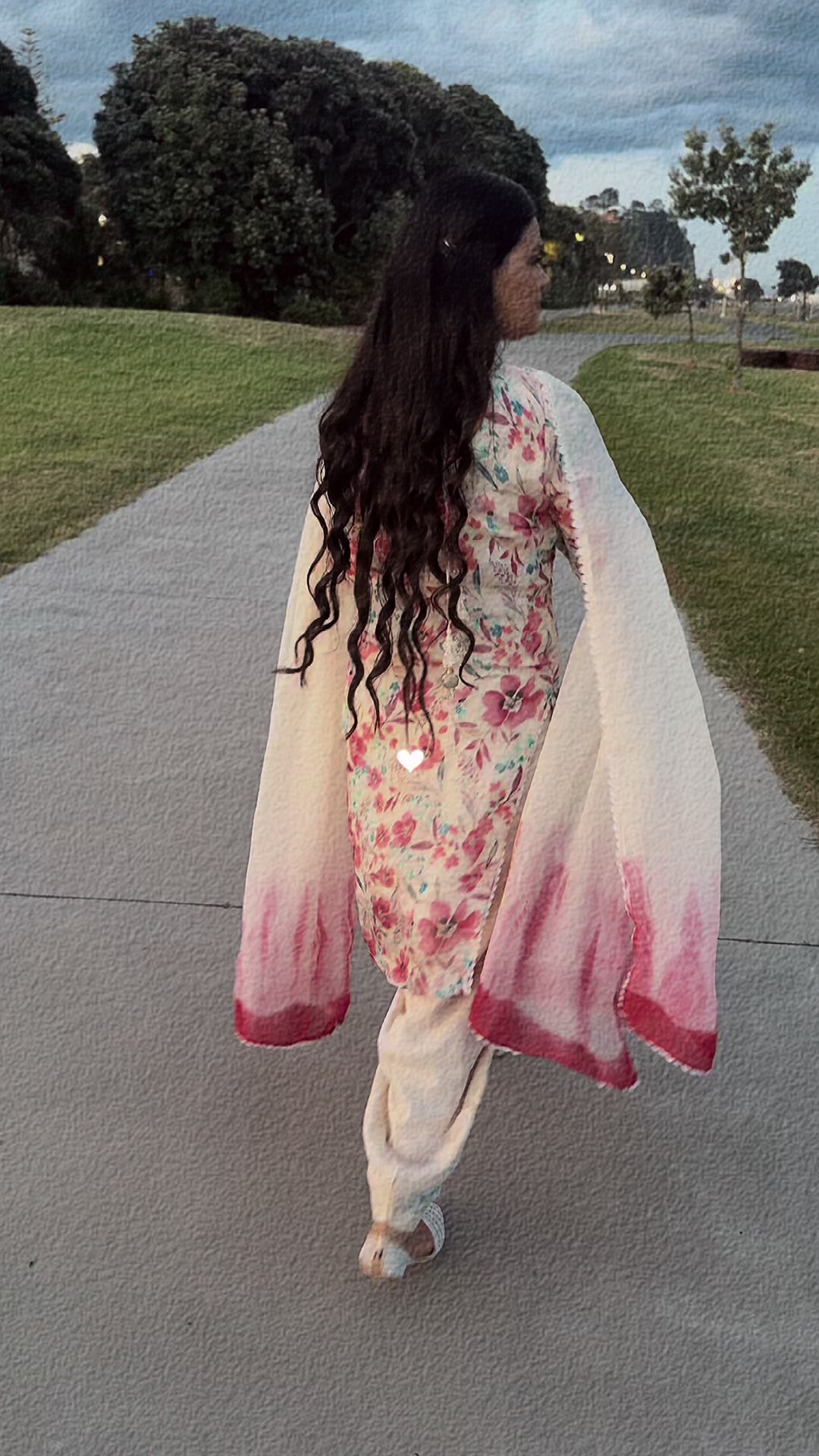 @☟👤  𝐒𝓸Ň𝐈𝔞  🌷&hearts;