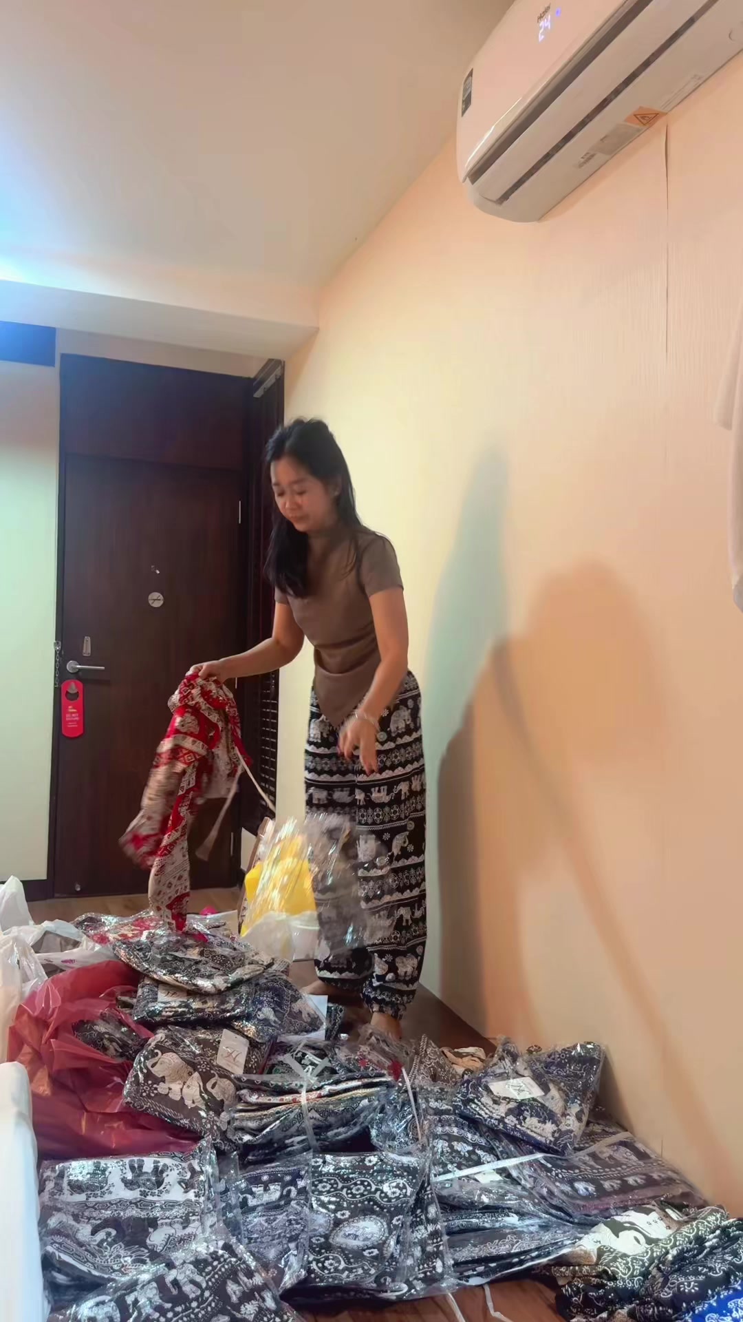 @Yline Clothing