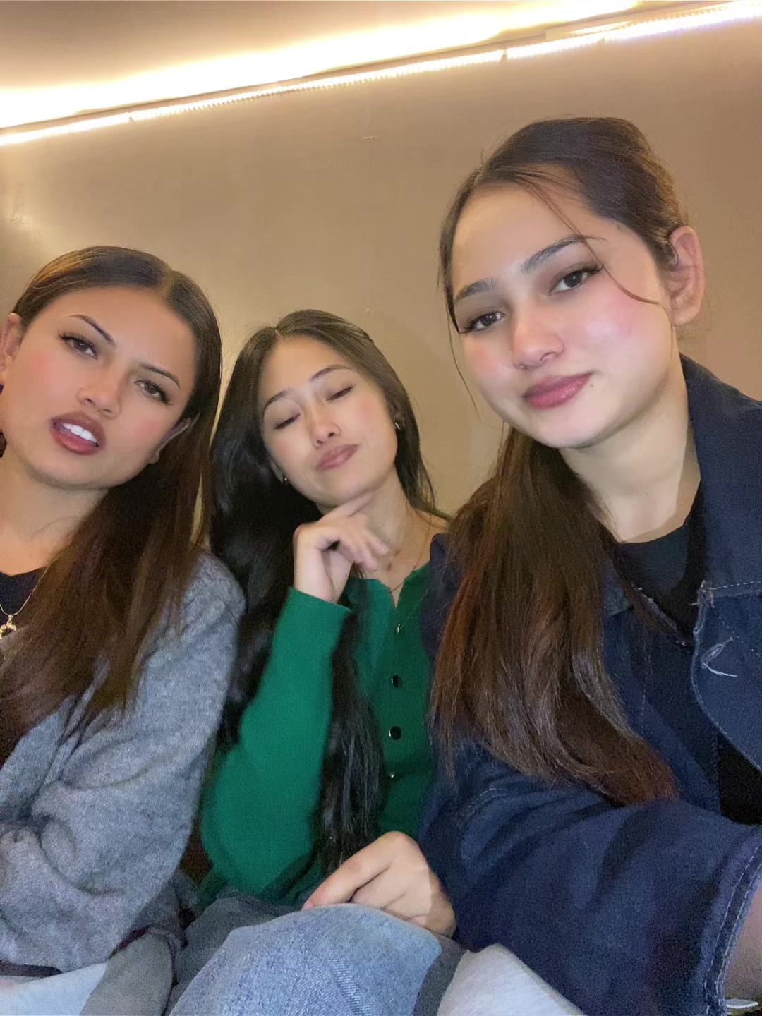 @RABINA BHUJEL