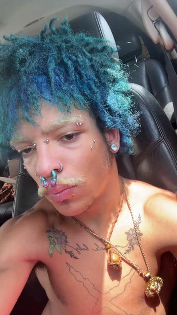 @Alt prince 🧑🏽🦽➡️