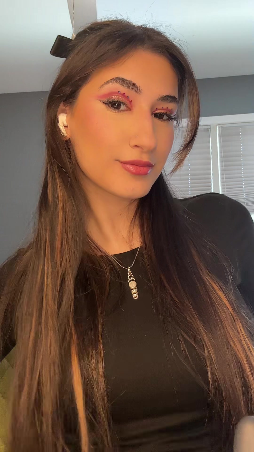 @bella🪬