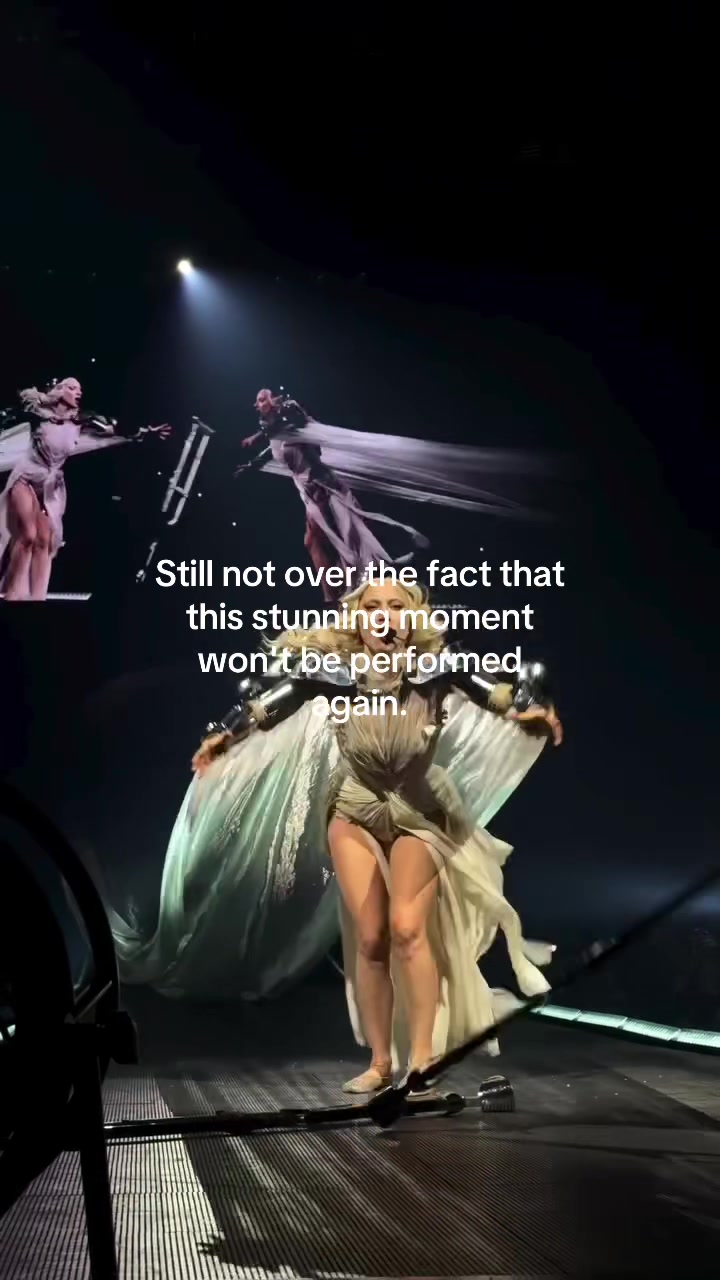 @🫧