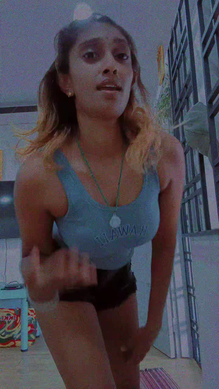 @❀♡❀ℌ𝔬𝔫𝔢𝔶 𝔅𝔩𝔬𝔰𝔰𝔢𝔪❀♡❀