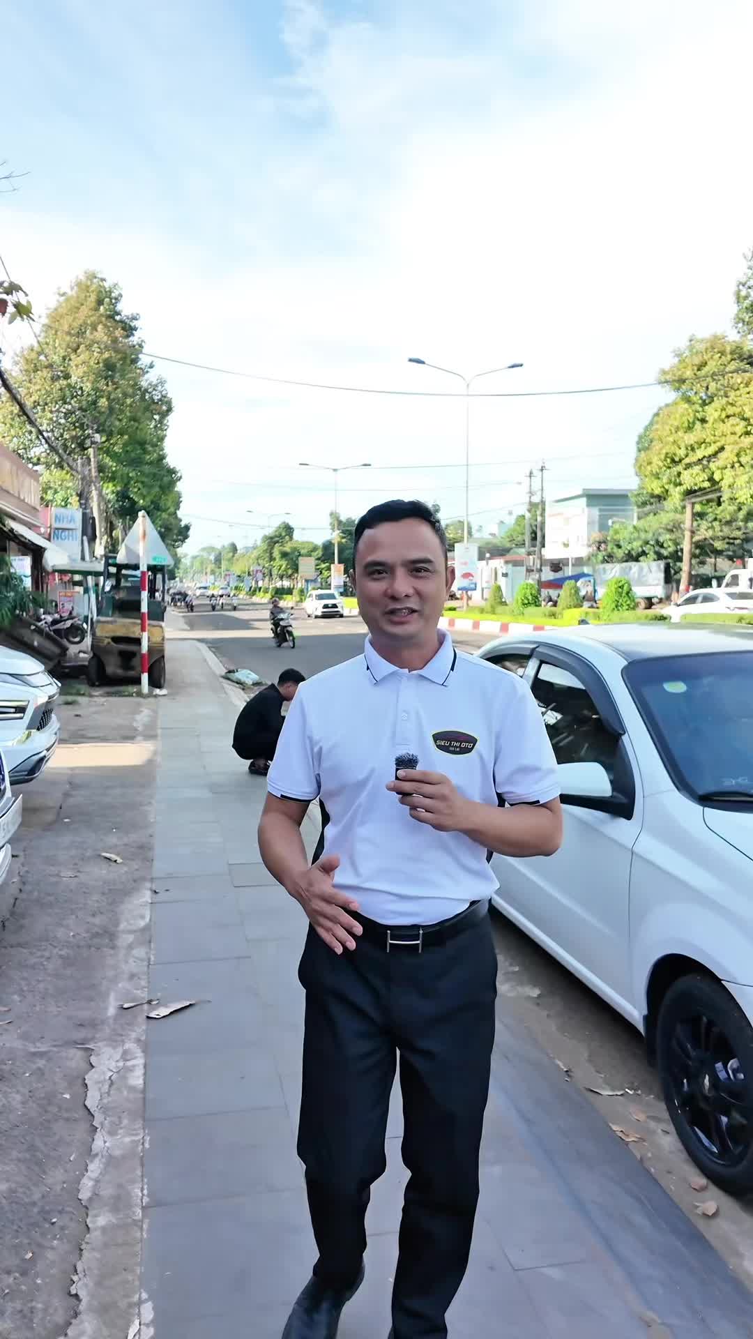 @CƯỜNG SIÊU THỊ ÔTÔ GIALAI