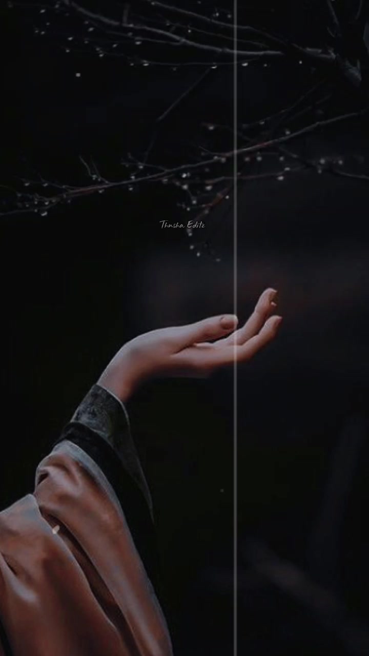 @𝐓𝐡𝐮𝐬𝐡𝐚 𝐄𝐝𝐢𝐭𝐳