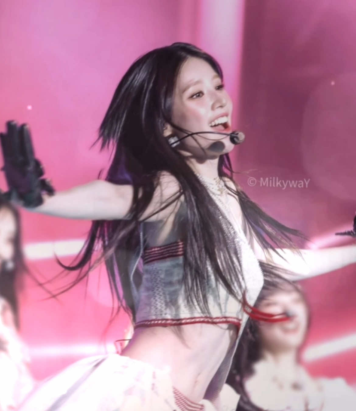 @riri &sup1;&sup2; &hearts;︎ / SAW YVES 5/17