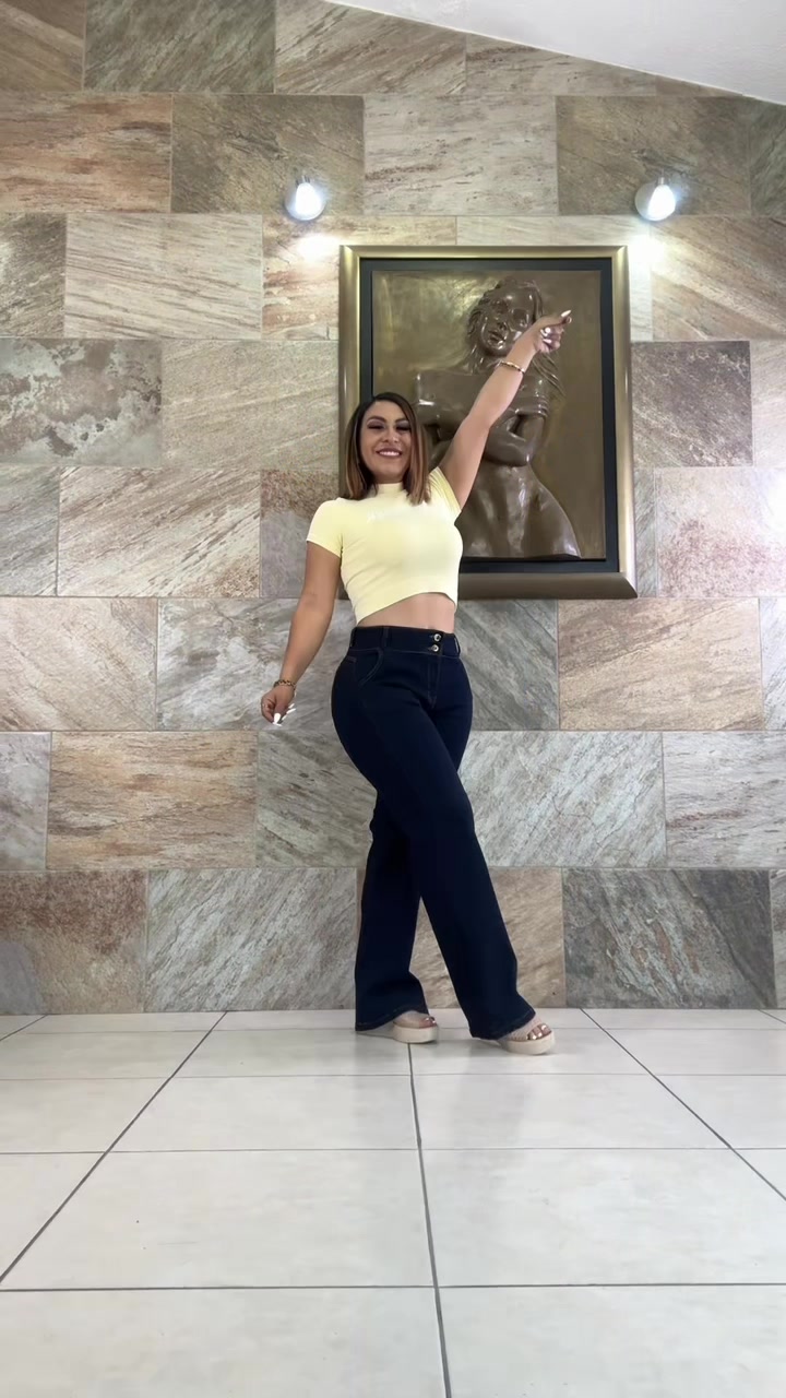 @Cinthia Monta&ntilde;o Lara