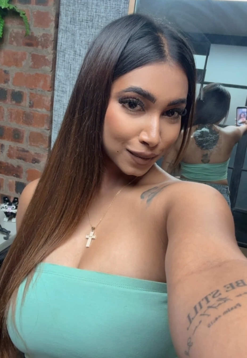 @denelleince